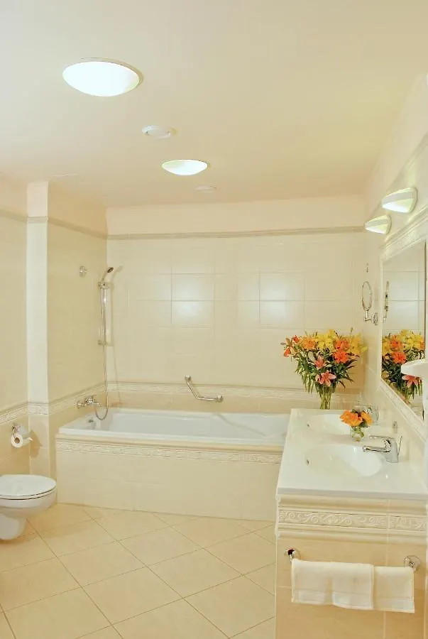 Interhotel Central Karlovy Vary Hotel